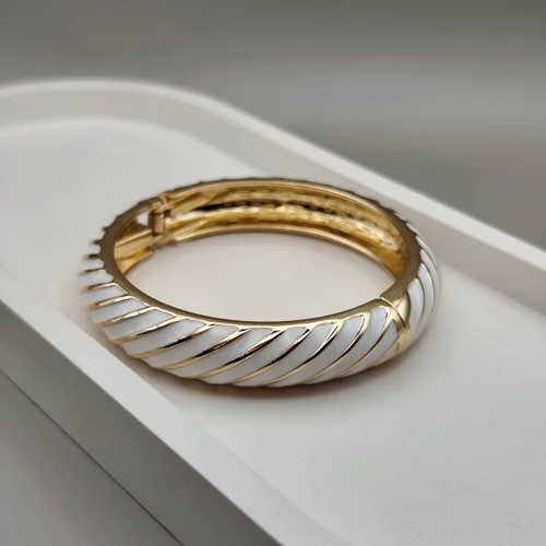 بنگل میناکاری کد ۲۰۴