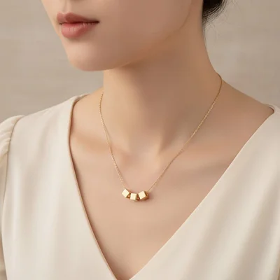 گردنبند مکعبی مینیمال ژوپینگ