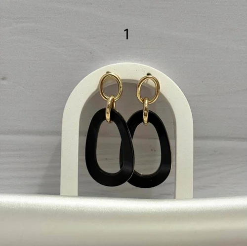 کالکشن گوشواره مشکی zozara